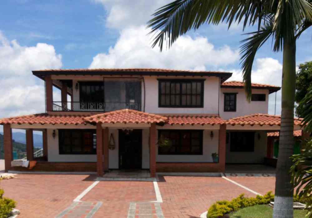 &raquo; Oportunidad Laboral Pareja para el Cuidado de Finca