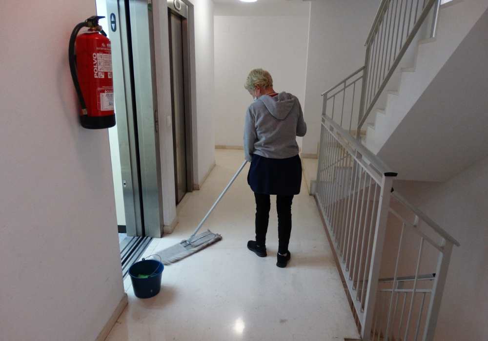 &raquo; ¡Unete a Nuestro Equipo Buscamos Personal para Limpieza de Edificio Residencial